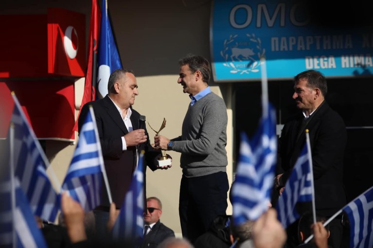 Φρέντης-Διονύσιος Μπελέρης: «Το φως πάντα νικά το σκοτάδι»