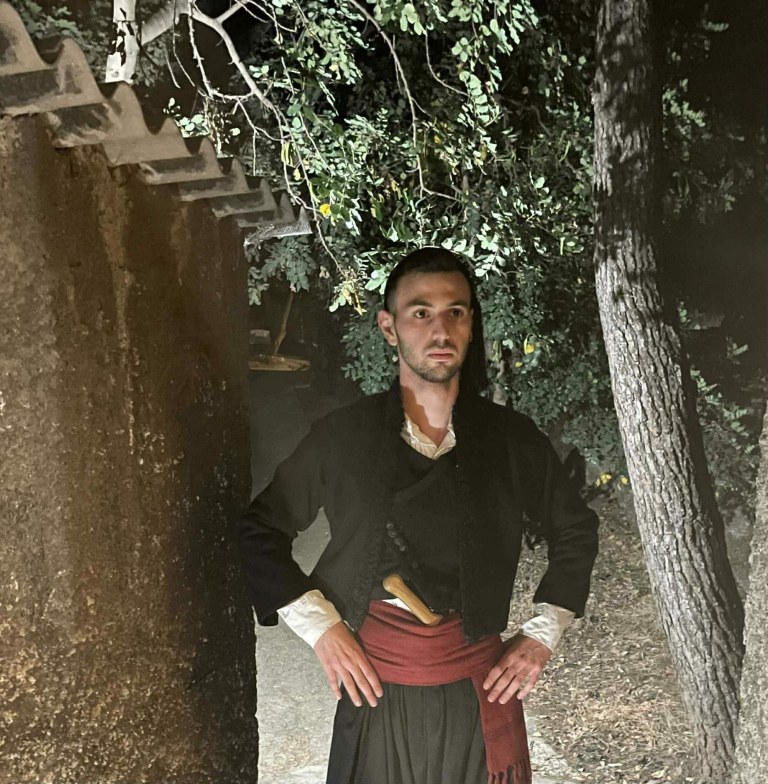 «Ο Χορός ως Μνήμη και Ταυτότητα» — Μια συζήτηση με τον δάσκαλο παραδοσιακών χορών Μανώλη Σταματελόπουλο