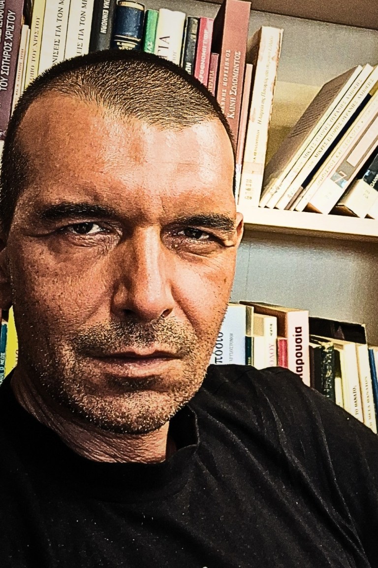 Αναστάσιος Κοντραφούρης: Ένας άνθρωπος ανάμεσα στη γνώση και την αμφισβήτηση